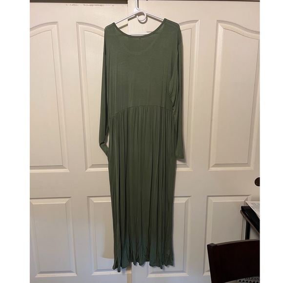 Maxi dress - Picture 2 of 2